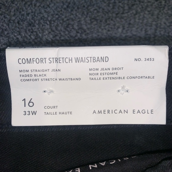 Mom Straight Leg Jeans - Picture 6 of 11